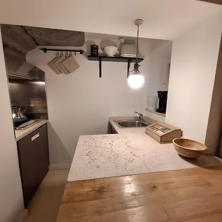 Apartment Cozy & Charming Florentine Hideaway By Oteego Florence