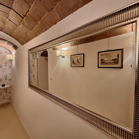 Cozy & Charming Florentine Hideaway By Oteego Apartment